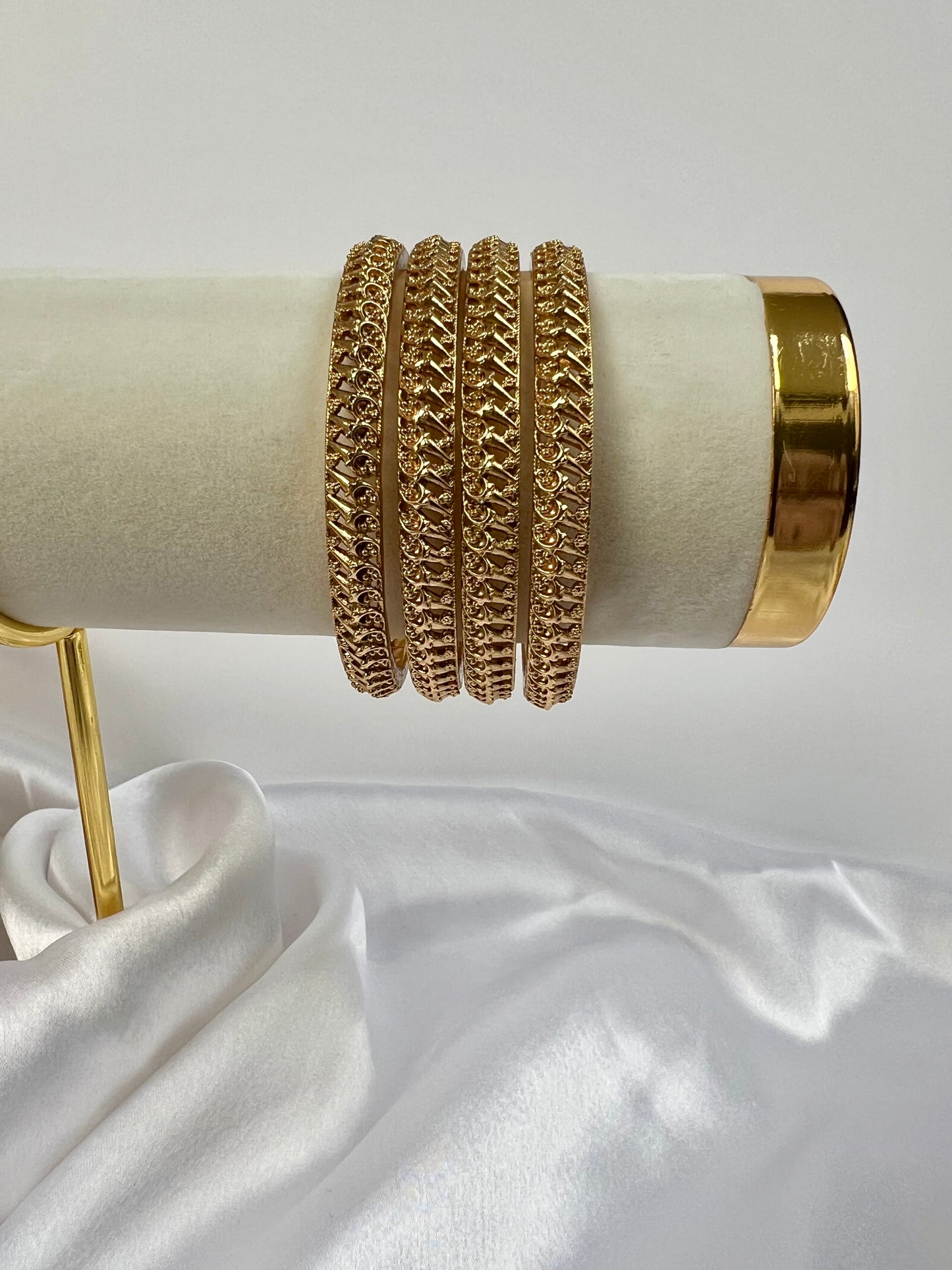 Antique Classic Bangles With Matte Gold Plating, set of four  B3005