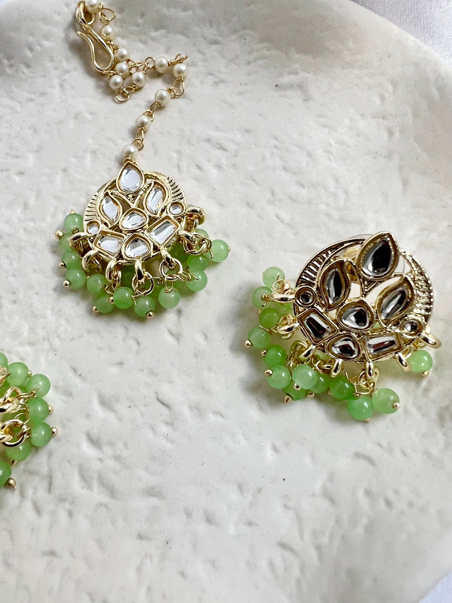 Small earring and tikka set with mint green beads ET3006