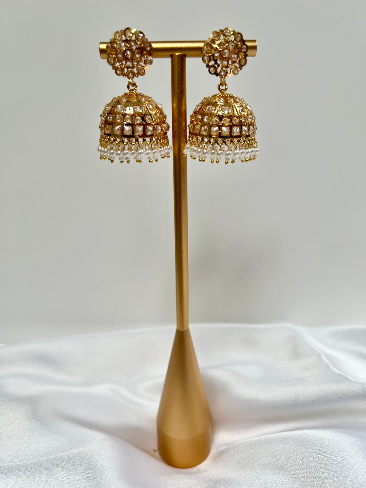 Gold plated white stone pearl jhumka earrings E3023