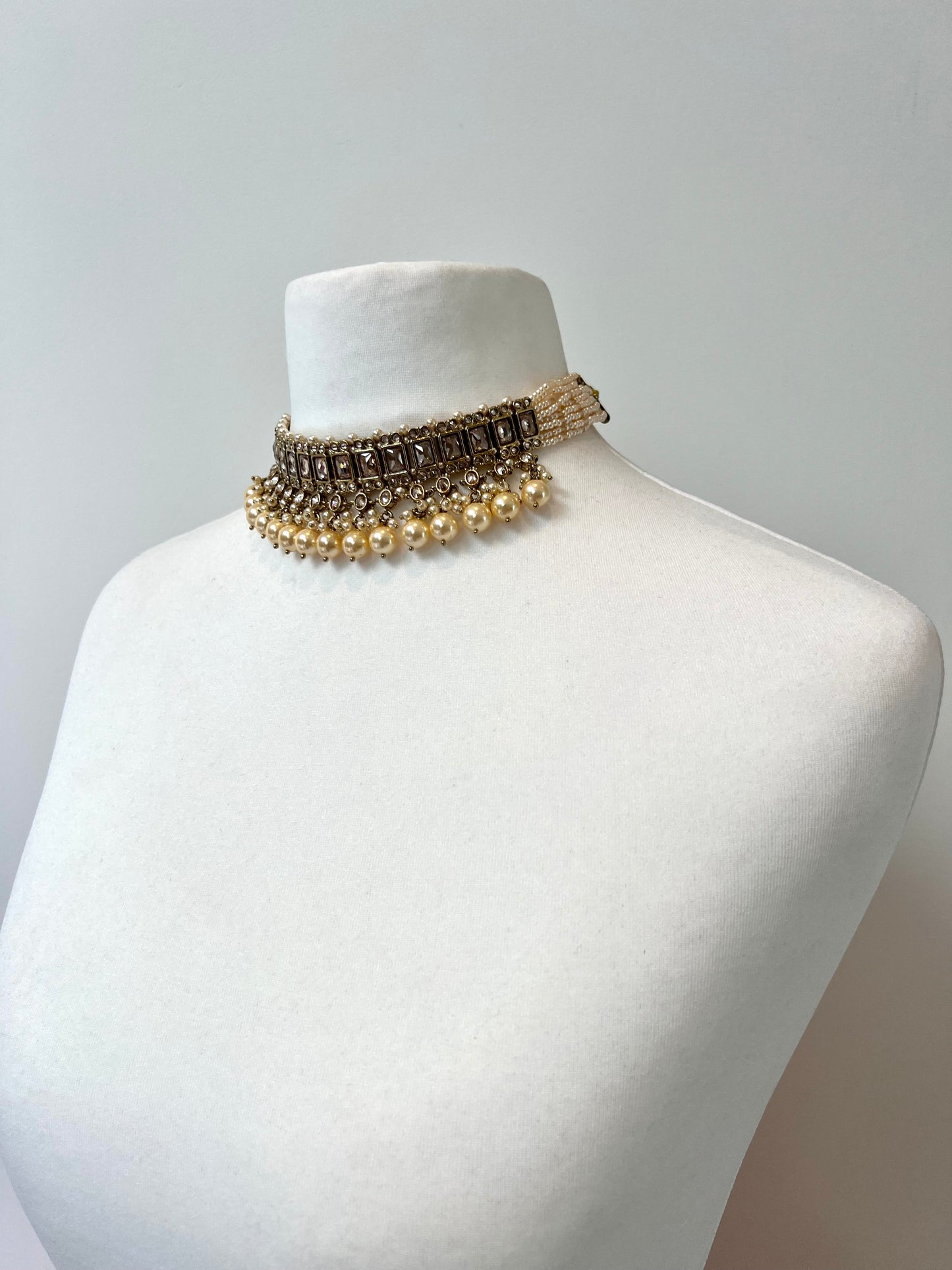 ANANTHIYA - Mehndi plated ivory pearl necklace with matching earrings and tikka N3298