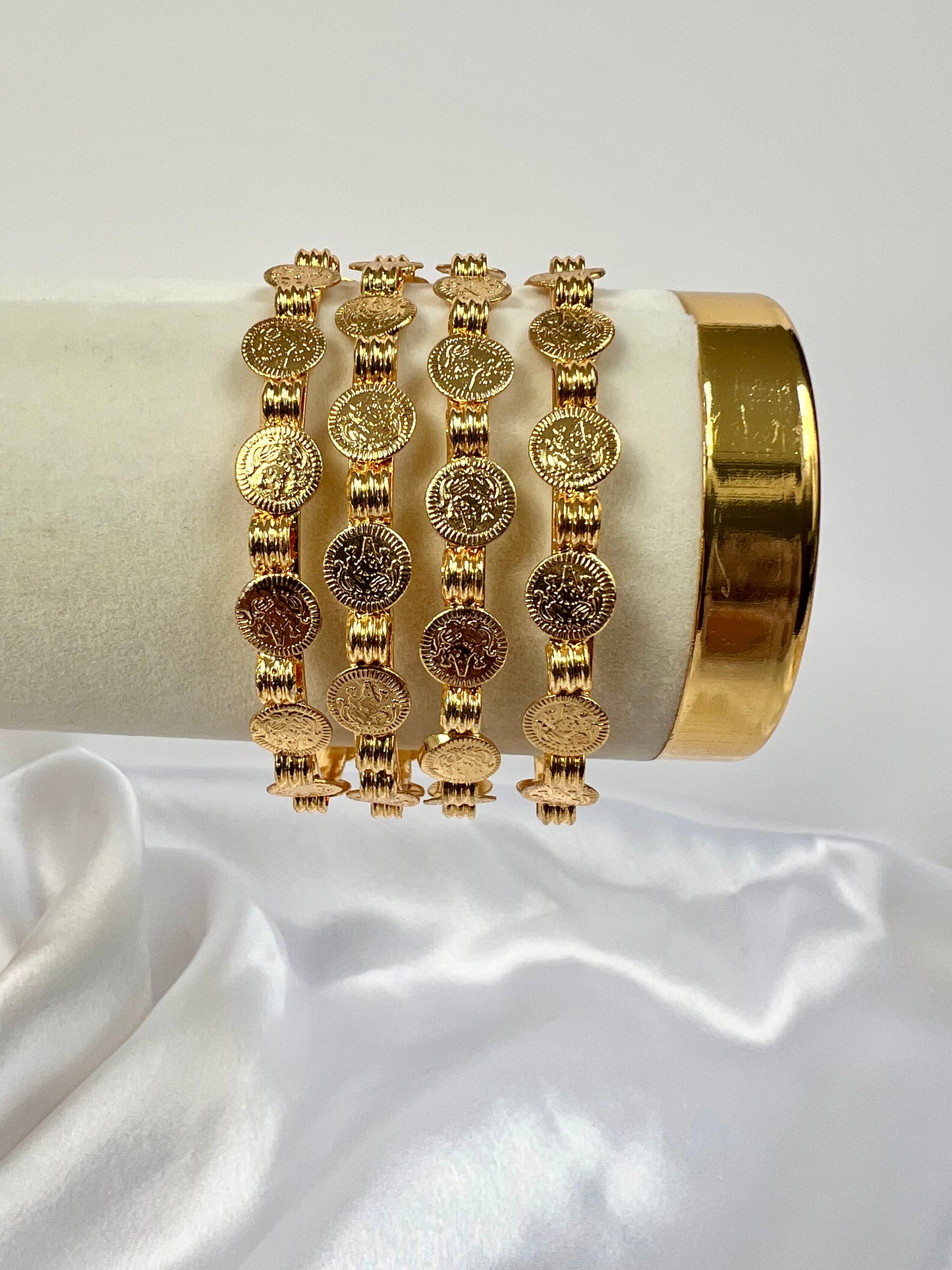 Gold plated temple kasu bangle set of four B3002