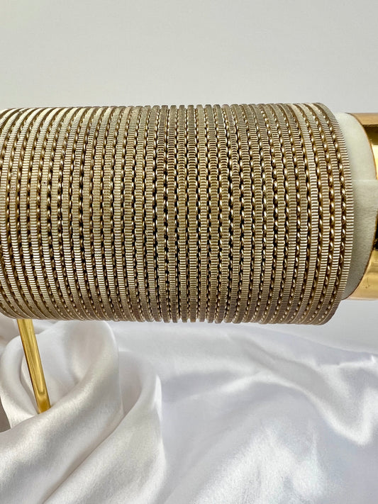 Simple plain white gold bangles, set of thirty-six B3023