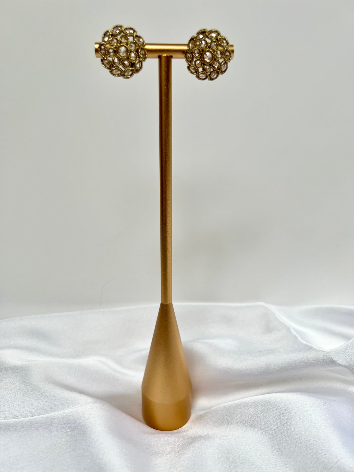 Mehndi plated round stud earrings E3025