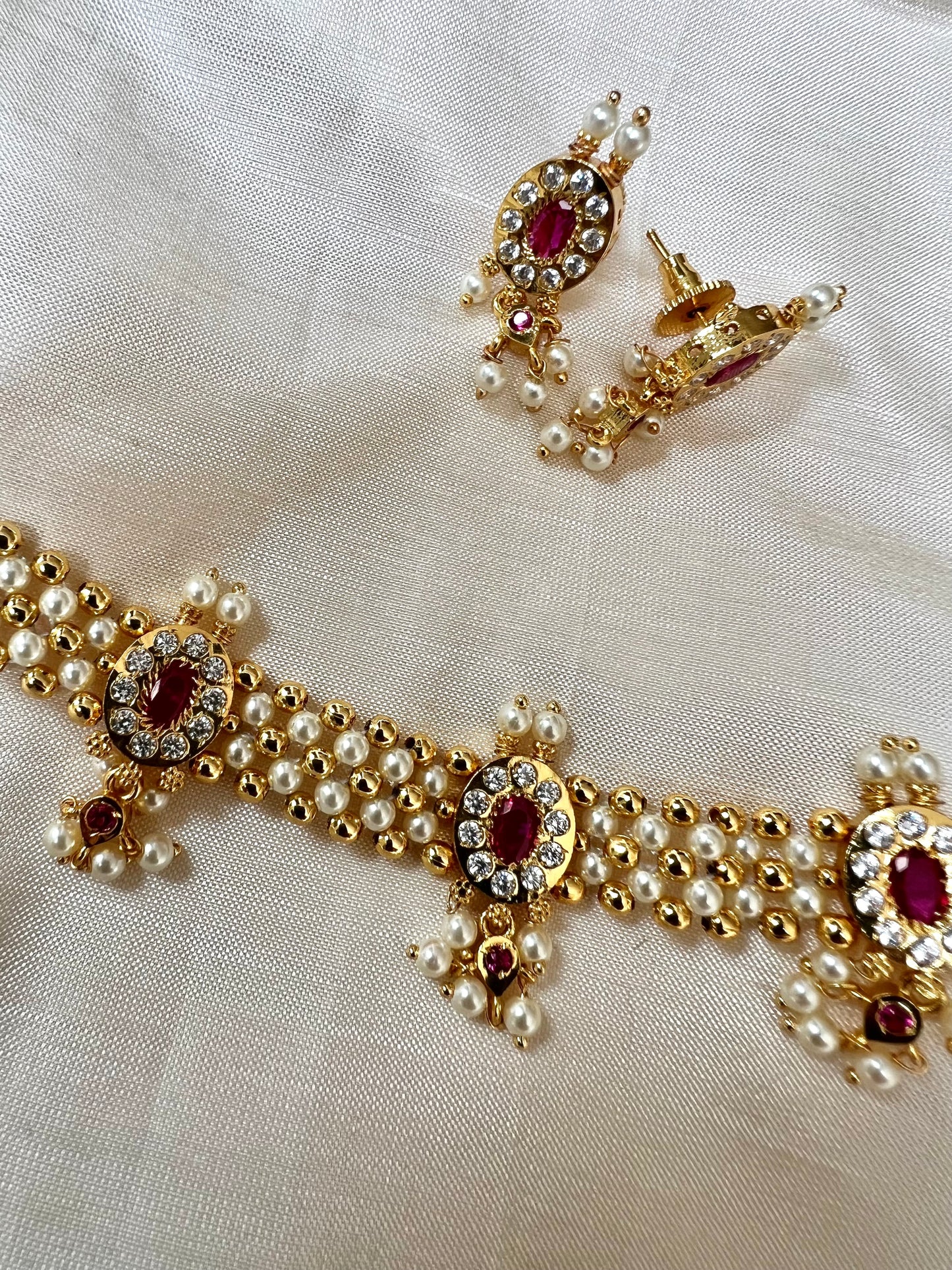 KANIMOZHI- Impon pearl choker in ruby and white with matching earrings N3298