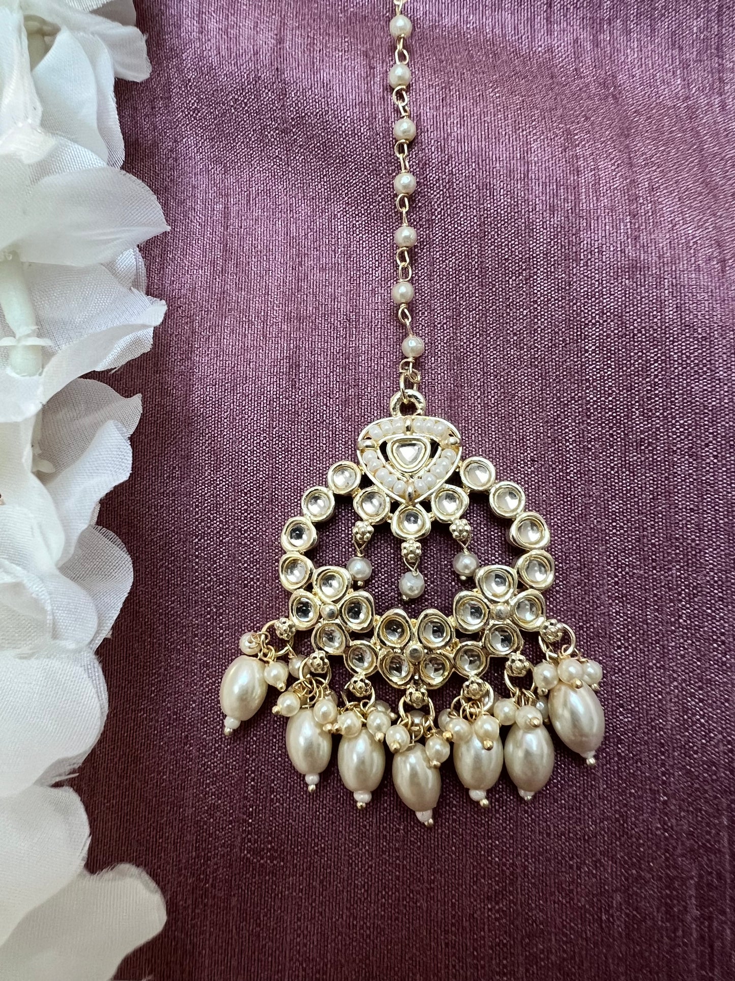 kundan stoned white pearls tikka T3019