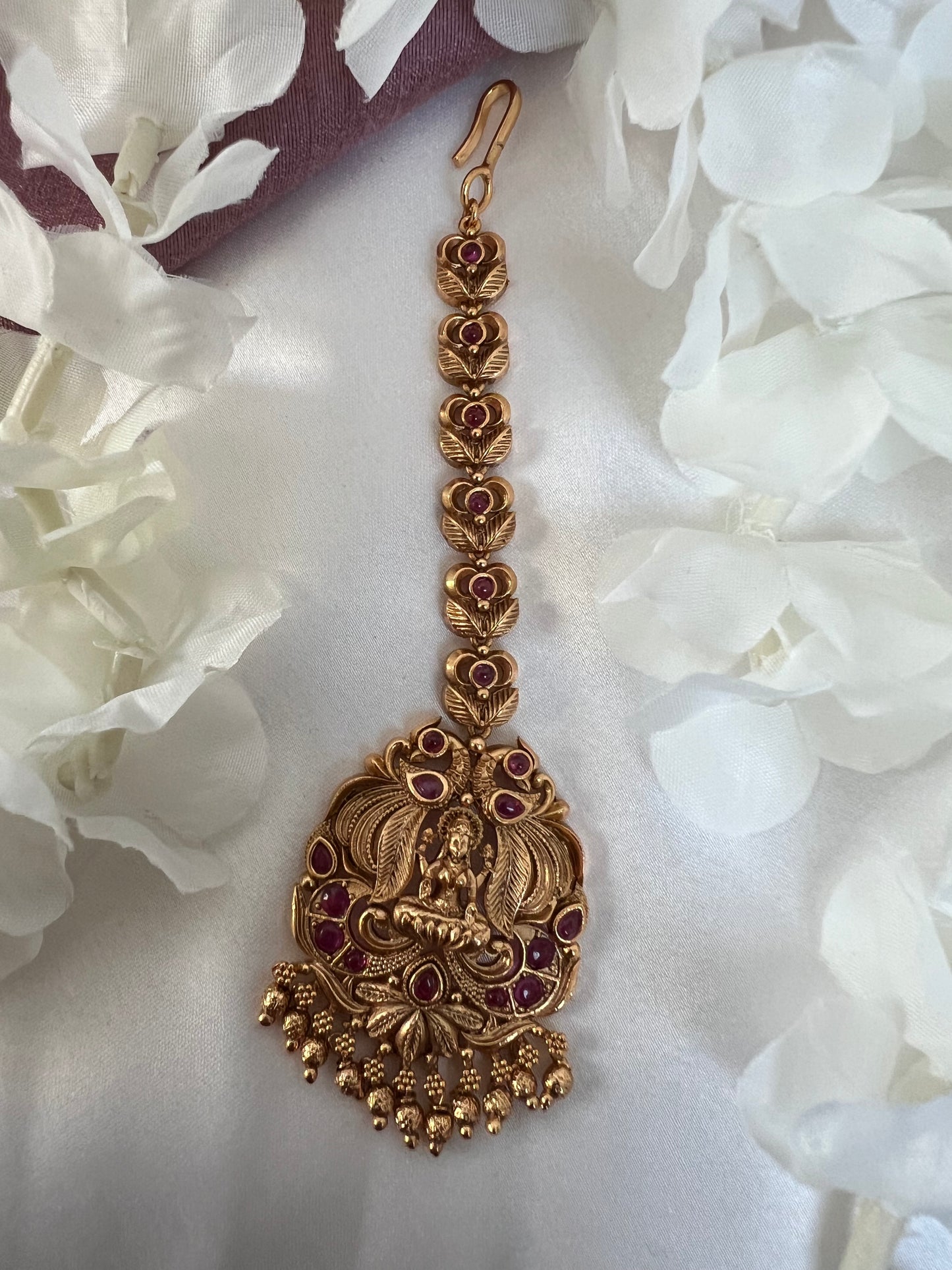 Antique temple matte gold plated ruby stone maang tikka T3013