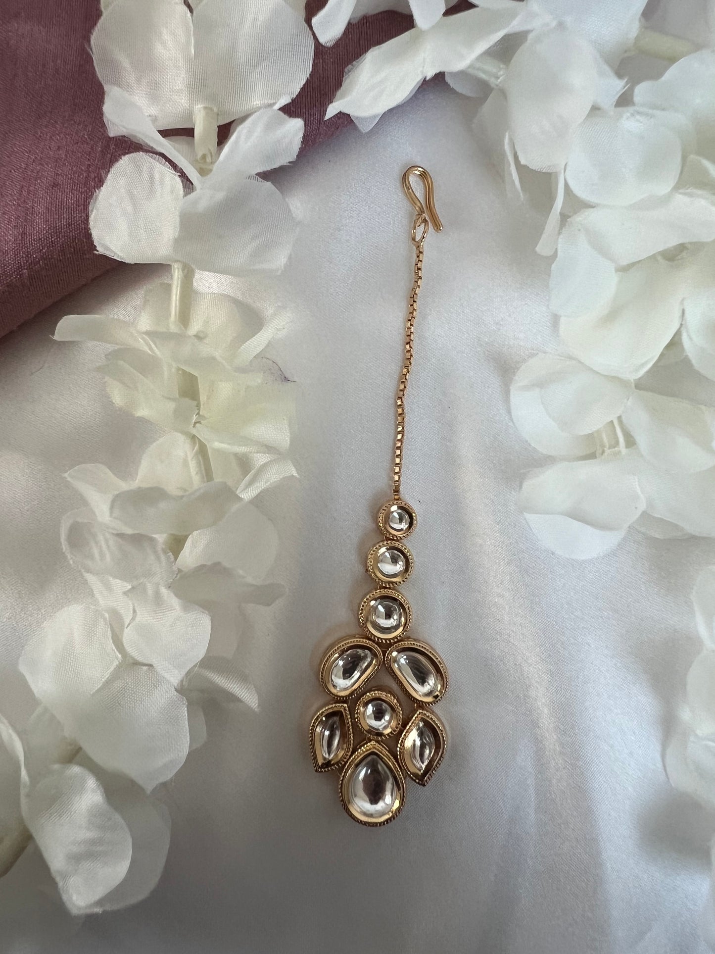 Kundan classic tikka with rose gold plating T3018