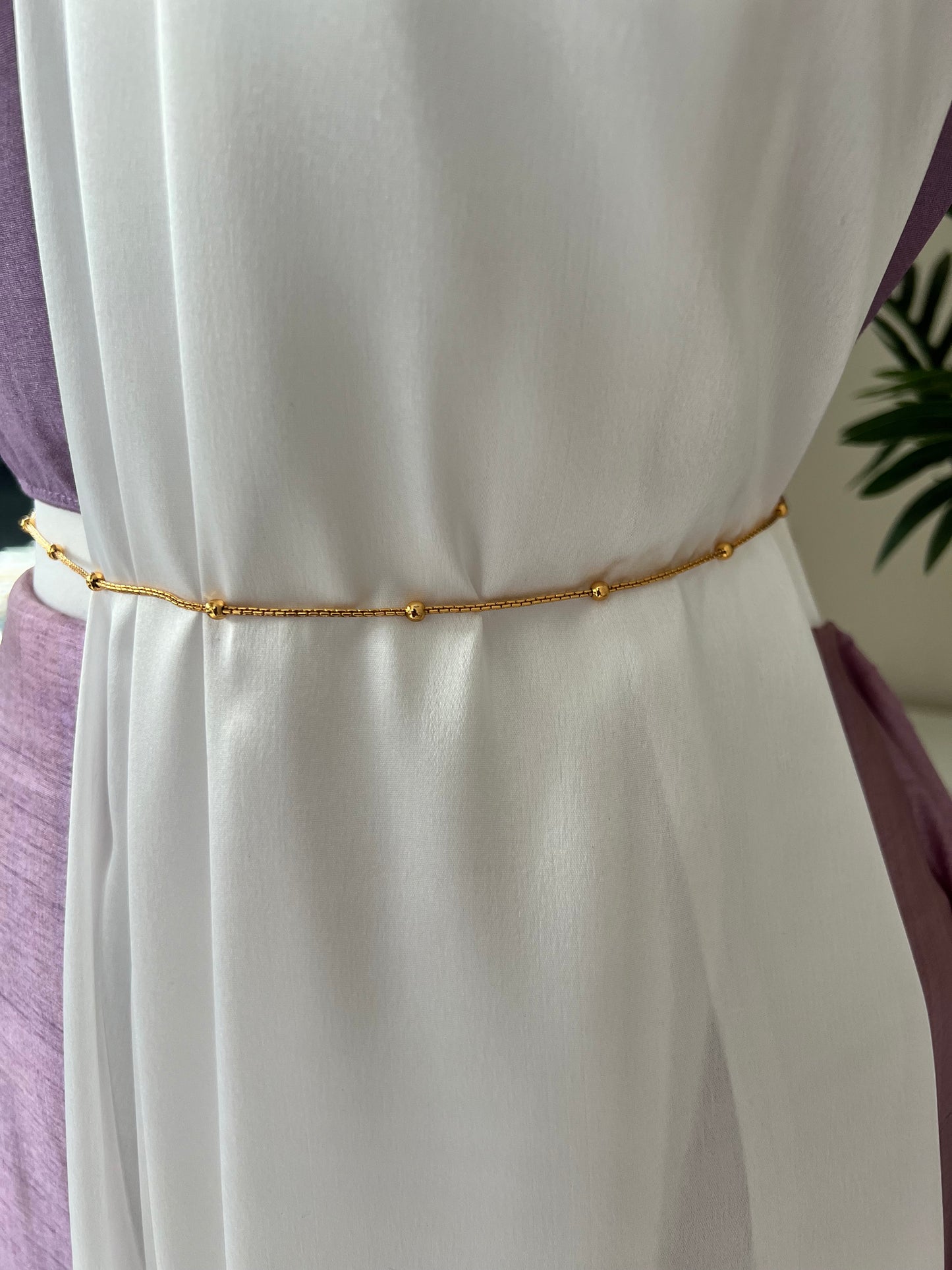 Simple gold plated waistchain embellishe with golden balls W3015