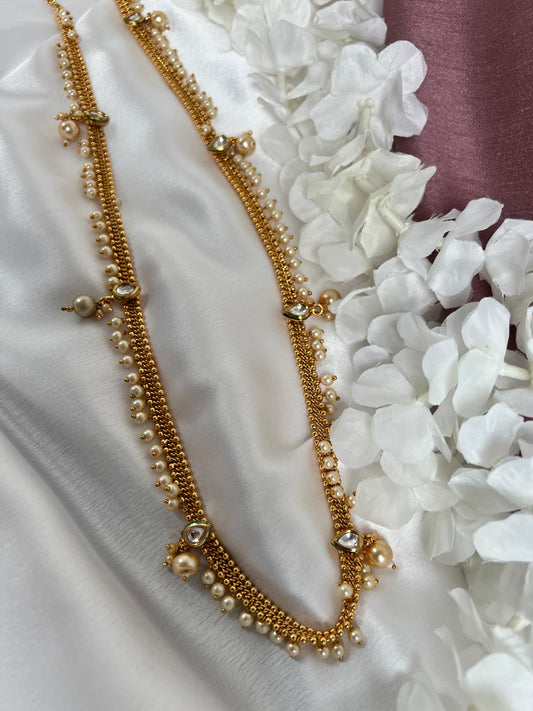 Antique gold plated waistchain with kundan tear drop shaped stones and pearls W3017
