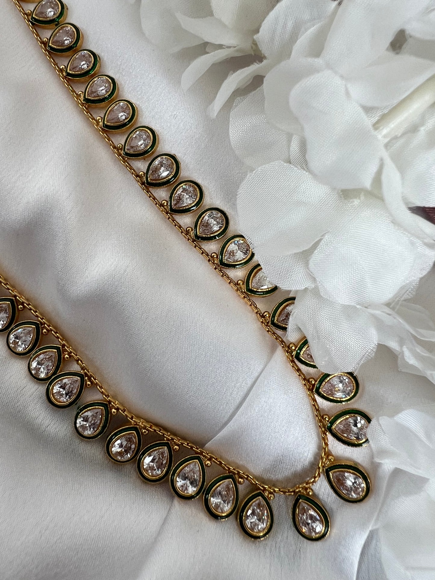 Antique green painted big tear drop shaped white stoned, gold painted waistchain W3003