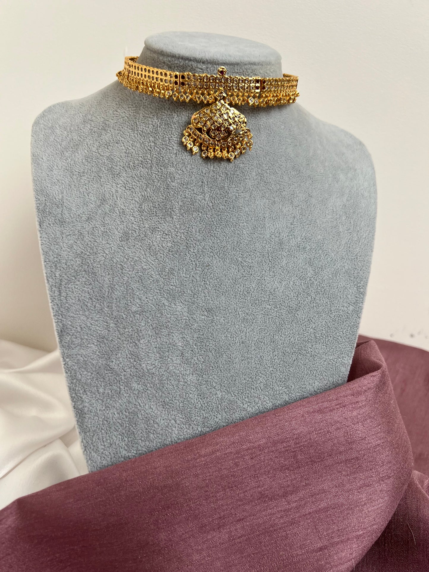 Impon two layered stoned choker N3163