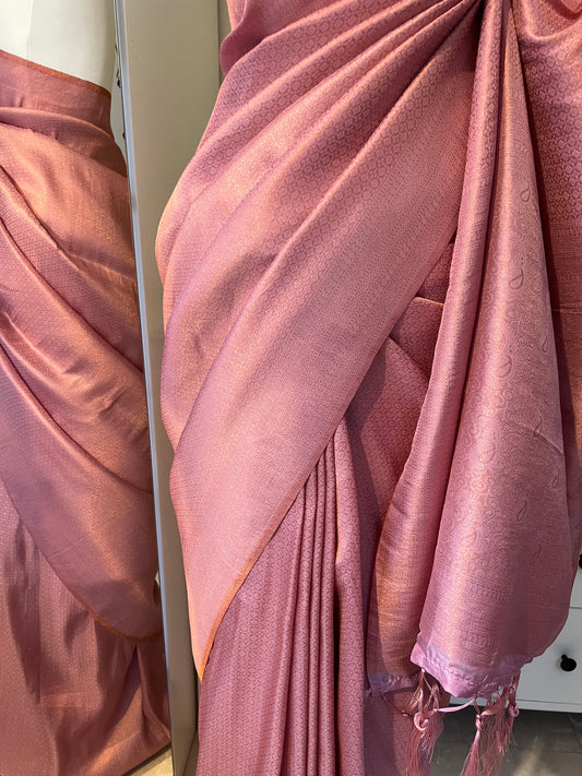 Dusty pink kubera silk saree