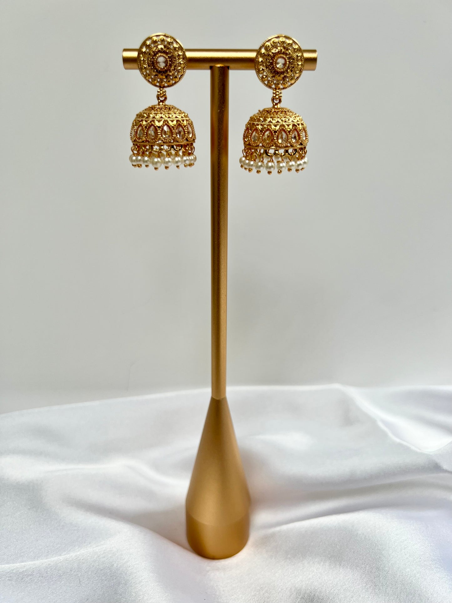 Gold plated pearl jhumka earrings E3027