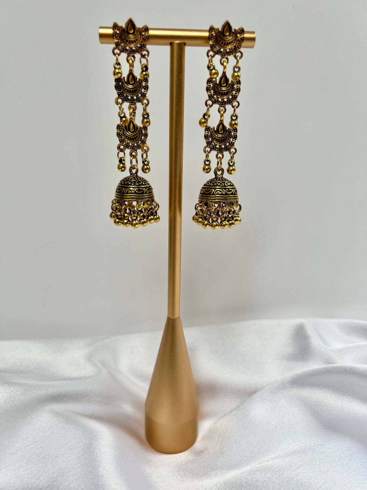 Antique gold long jhumka earrings E3064