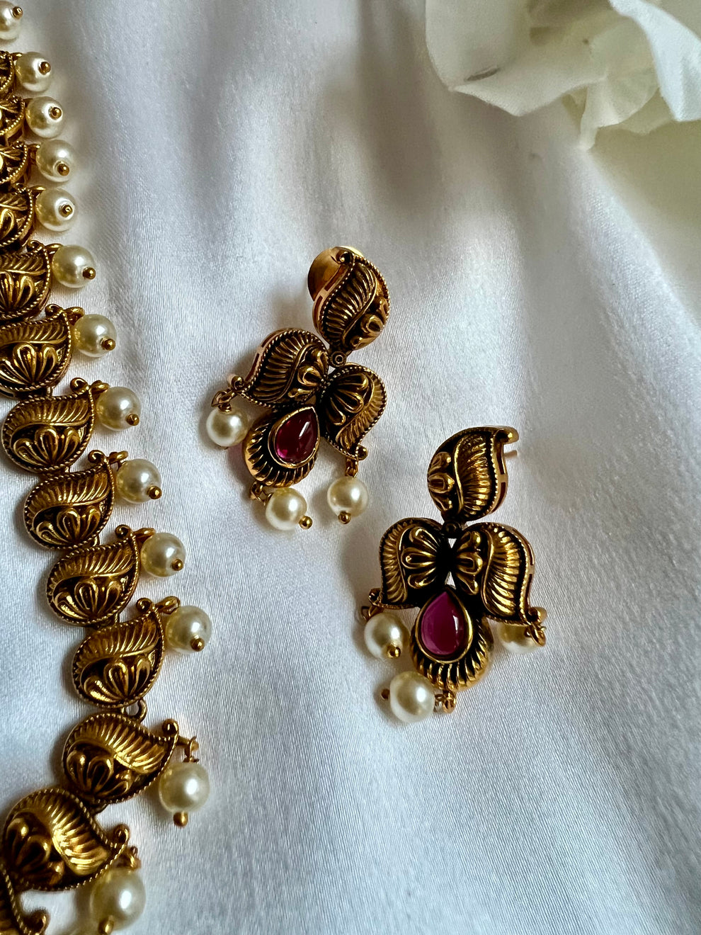 Gold Plated Antique Long Necklace Set main image 1