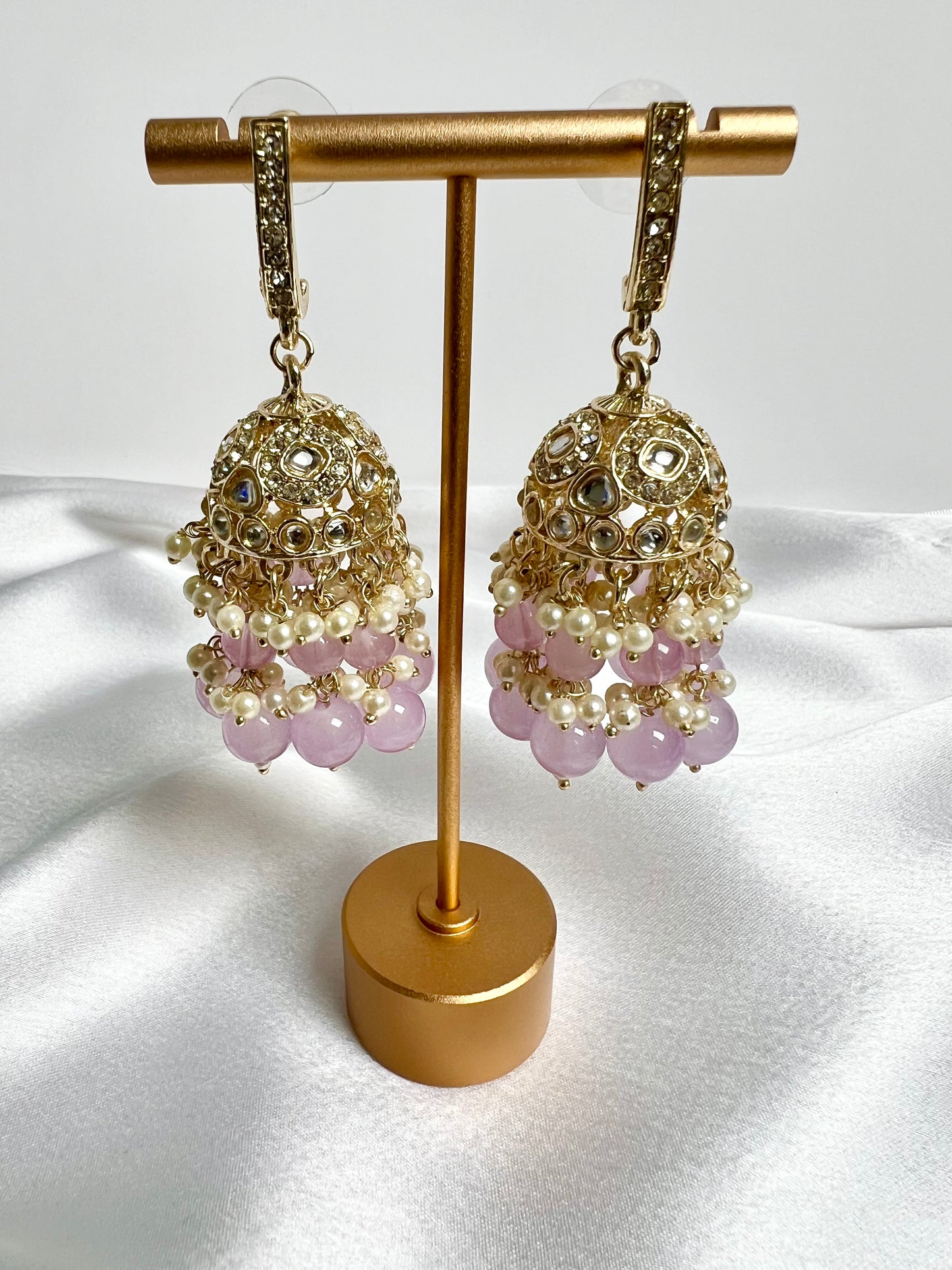 Light purple beaded gold plated jumkha earrings E3008