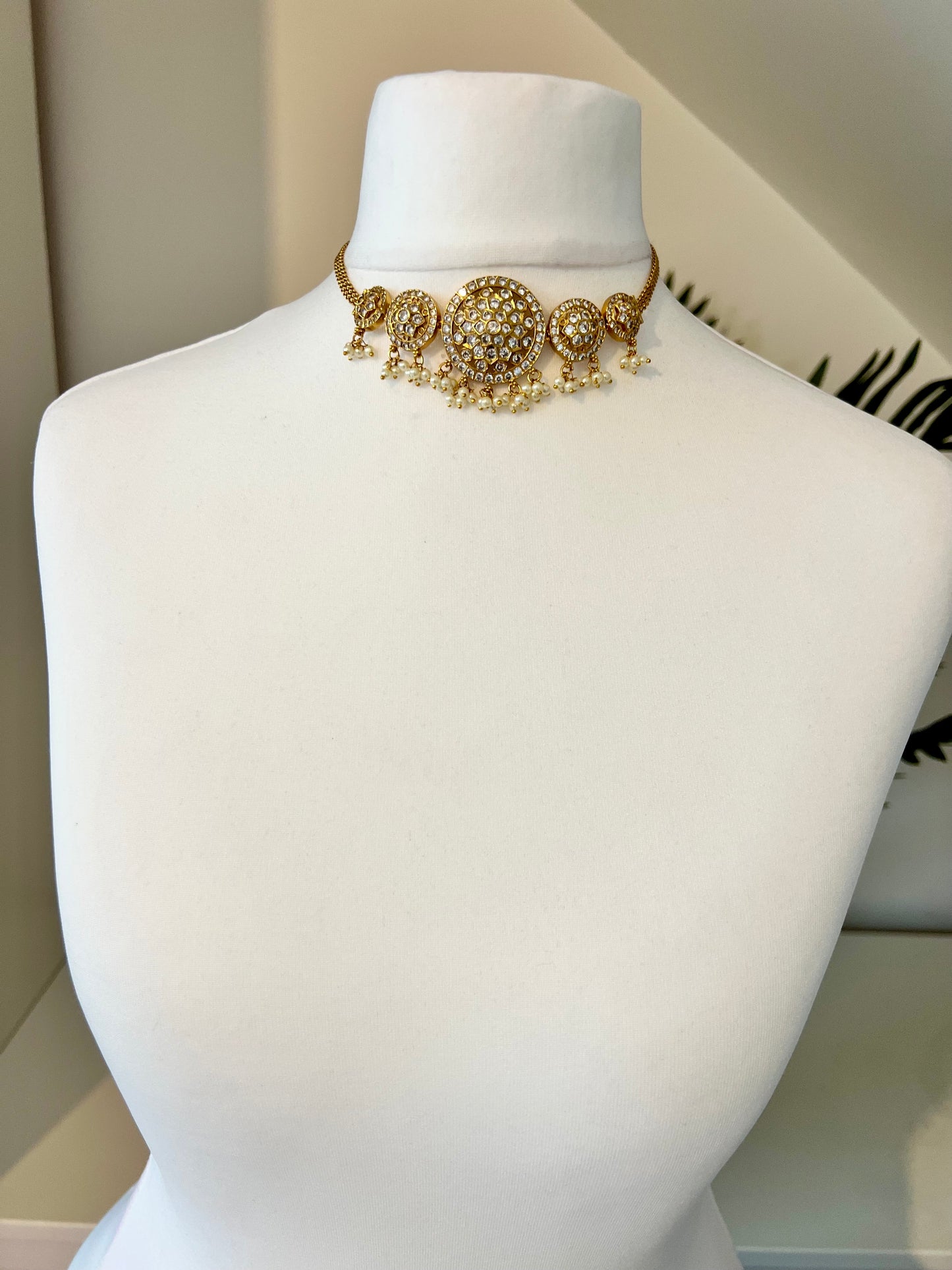 JENISHA - Golden choker white stone pearl necklace with earrings N3205