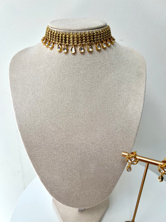 SANTHIYA- golden tear drop Kundan stoned necklace with matching small flat earrings N3300