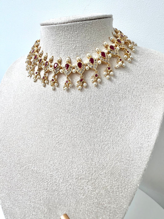 VASANTHA - Impon pearl short necklace in ruby and white N3308