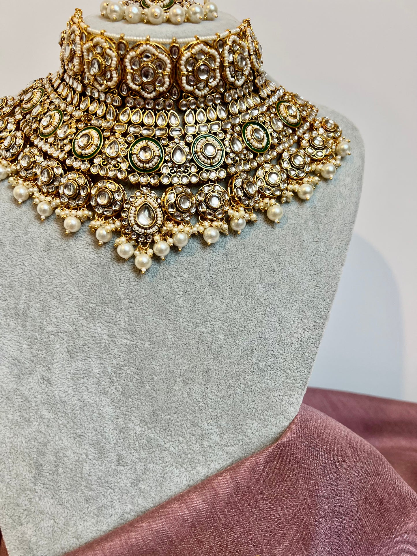 HASANA - Bridal kundan stone high neck pearl necklace N3199