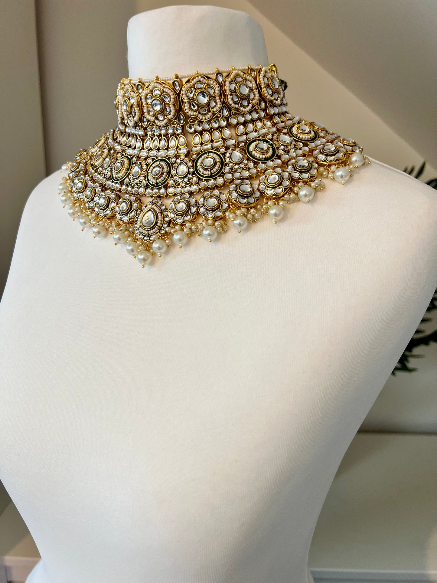 HASANA - Bridal kundan stone high neck pearl necklace N3199