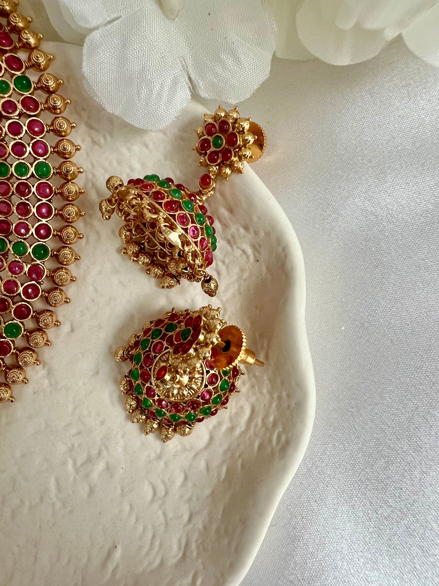 ABINAYA - Short antique rubygreen necklace band with jhumkas N3053