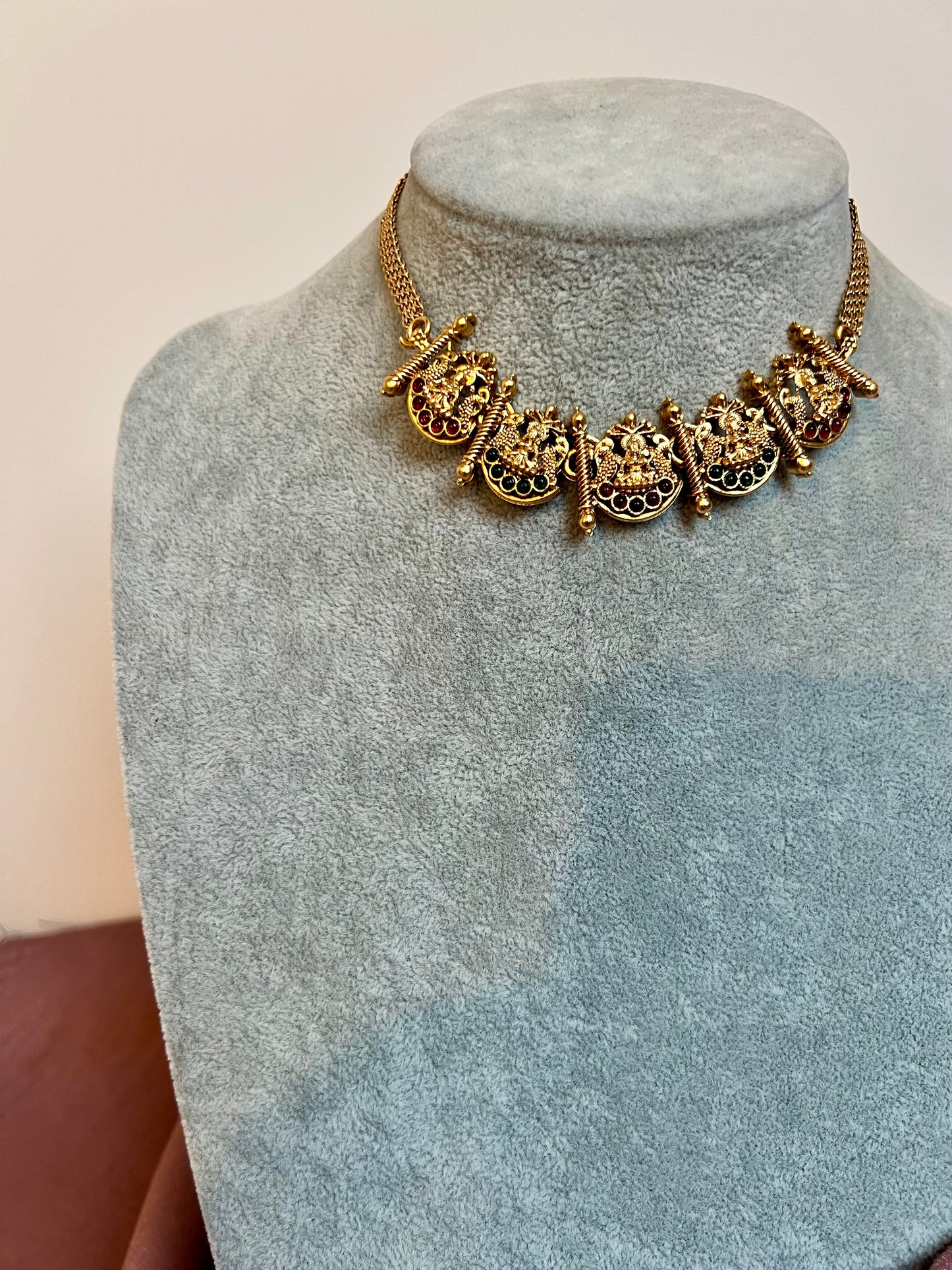 Antique temple matte gold short necklacce with matching jhumkas N3169