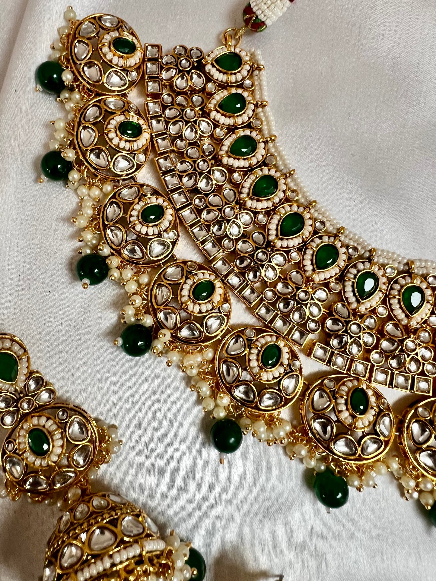 AVEENAS - Bridal high neck necklace set with earrings and tikka in green N3196