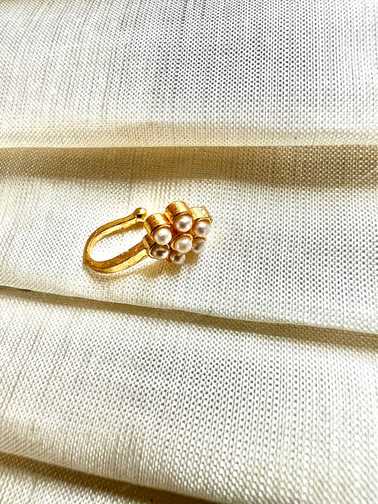 Simple pearl press in nosering gold plated NR3059