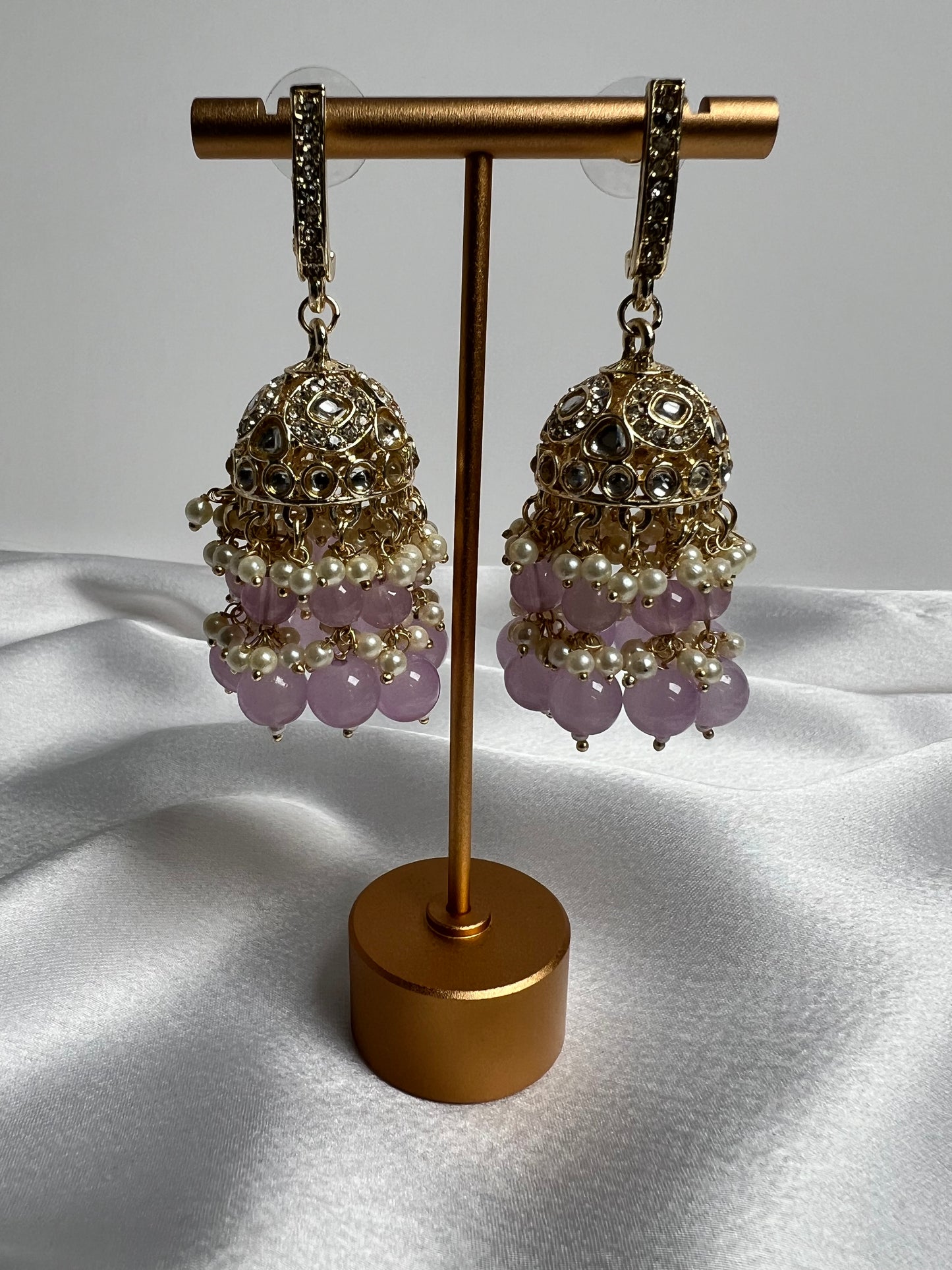 Light purple beaded gold plated jumkha earrings E3008