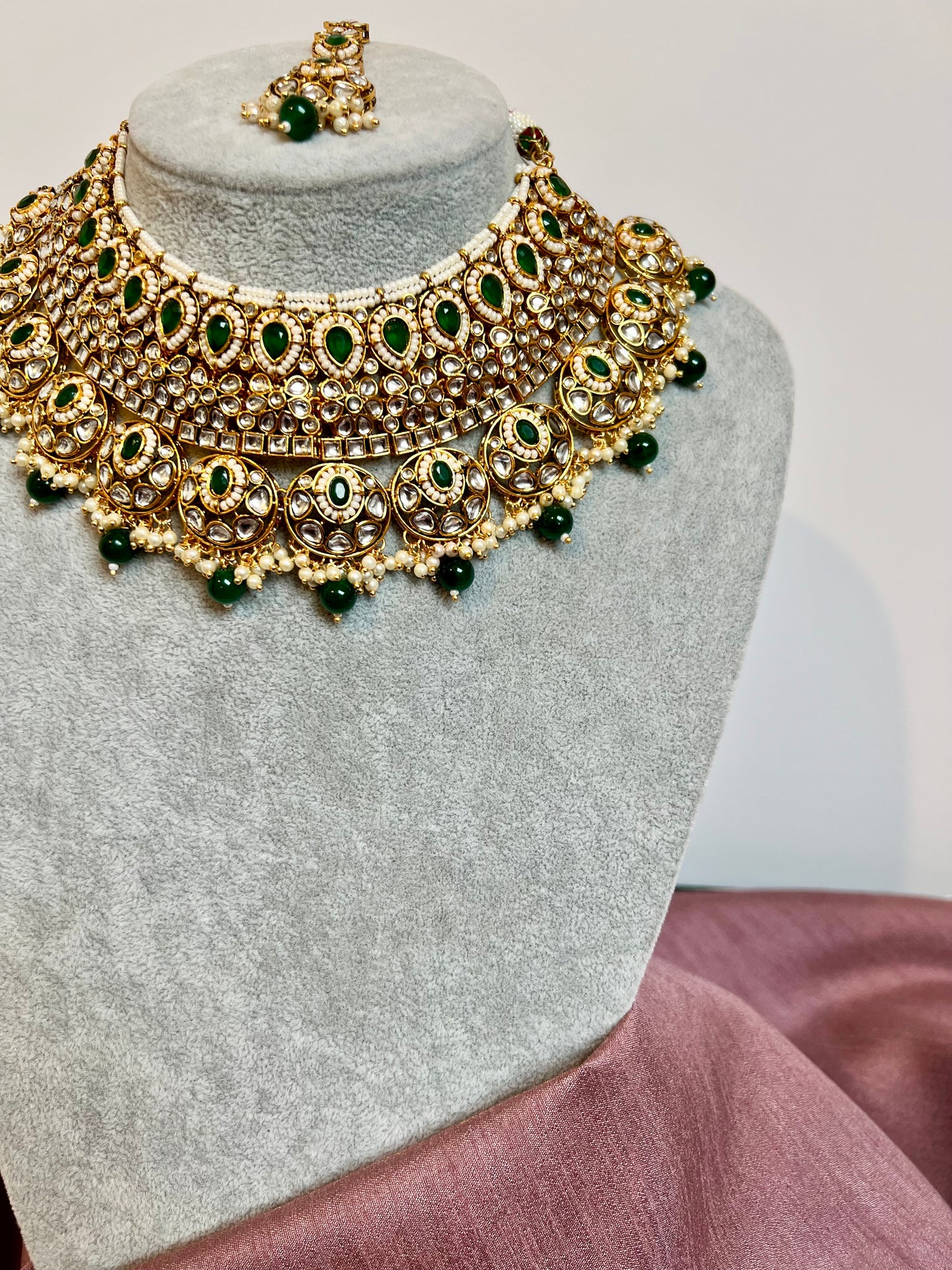 AVEENAS - Bridal high neck necklace set with earrings and tikka in green N3196