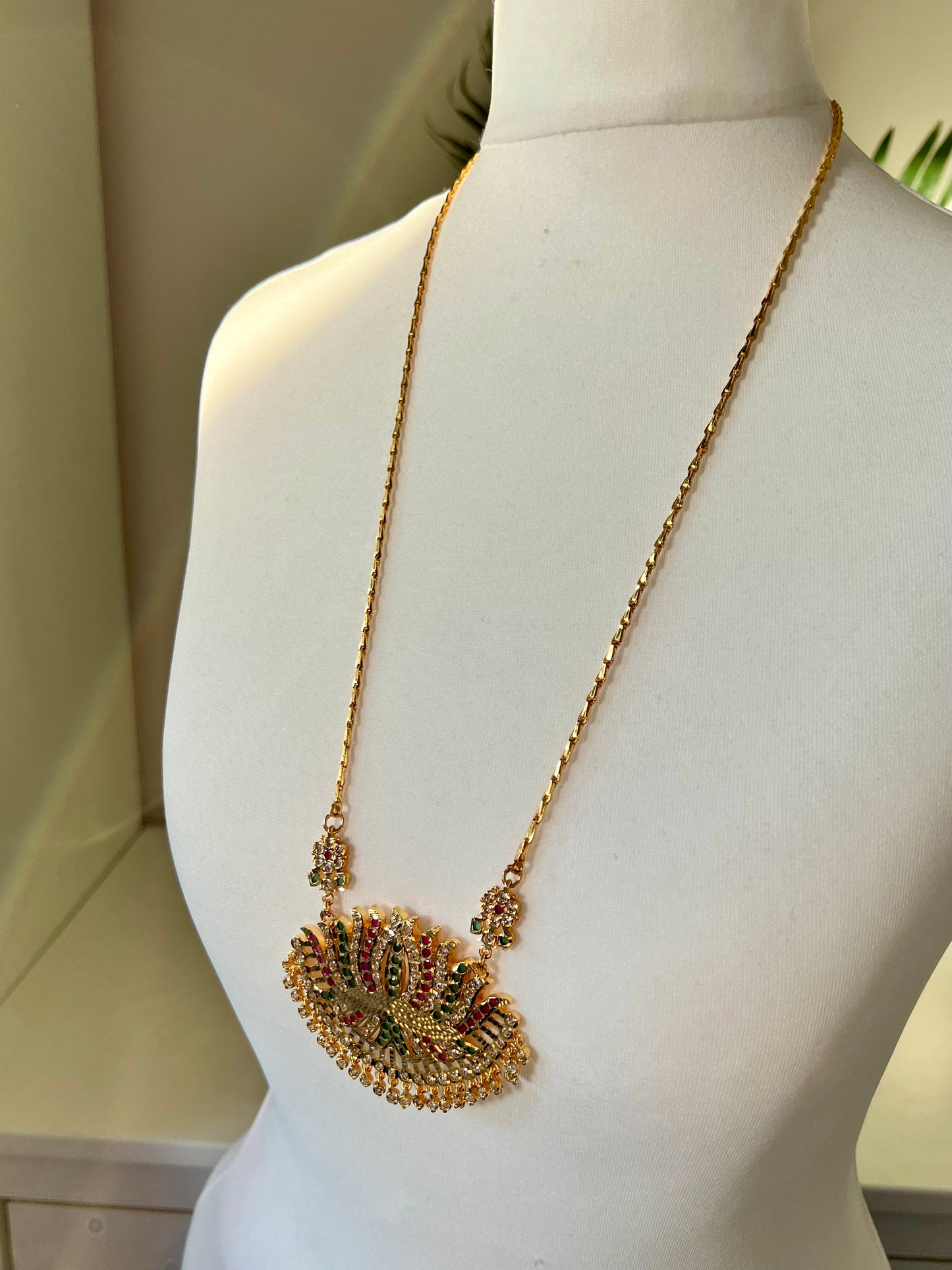 SARANYA - Long pathakkam necklace in rubygreen N3154