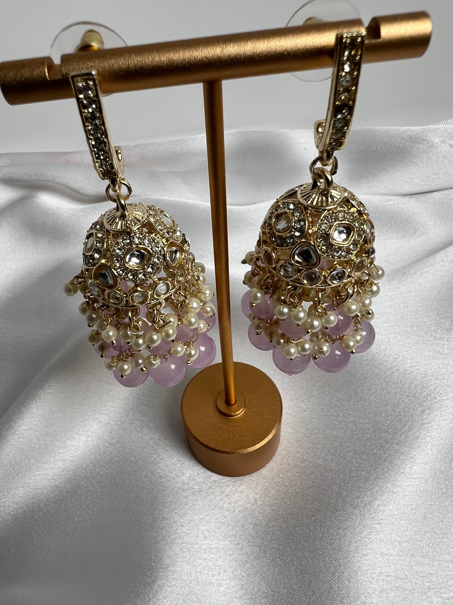 Light purple beaded gold plated jumkha earrings E3008