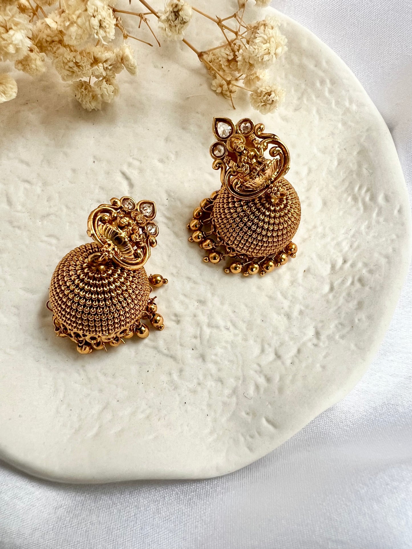 Antique temple  jhumka gold plated earrings E3004