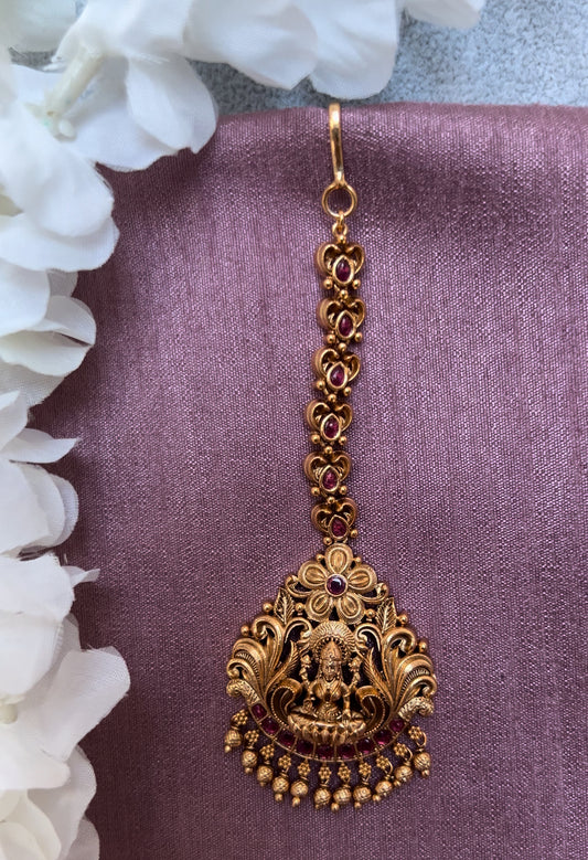 Antique temple gold plated tikka in ruby T3014