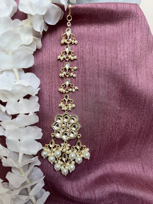 White kundan tikka with dangling pearls T3020