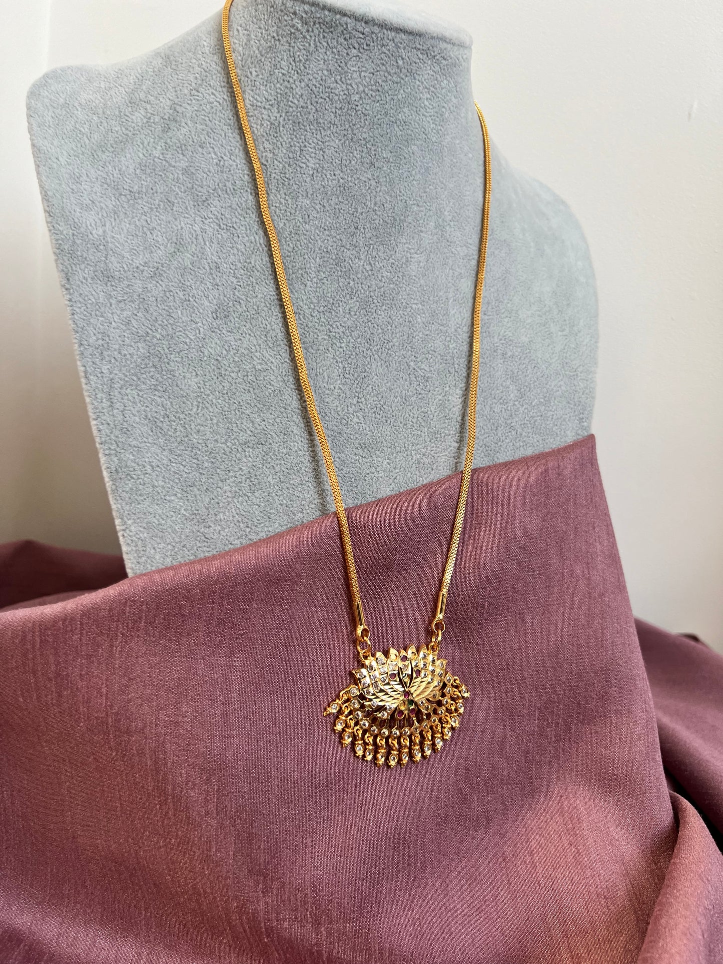 Long Impon lotus necklace N3040