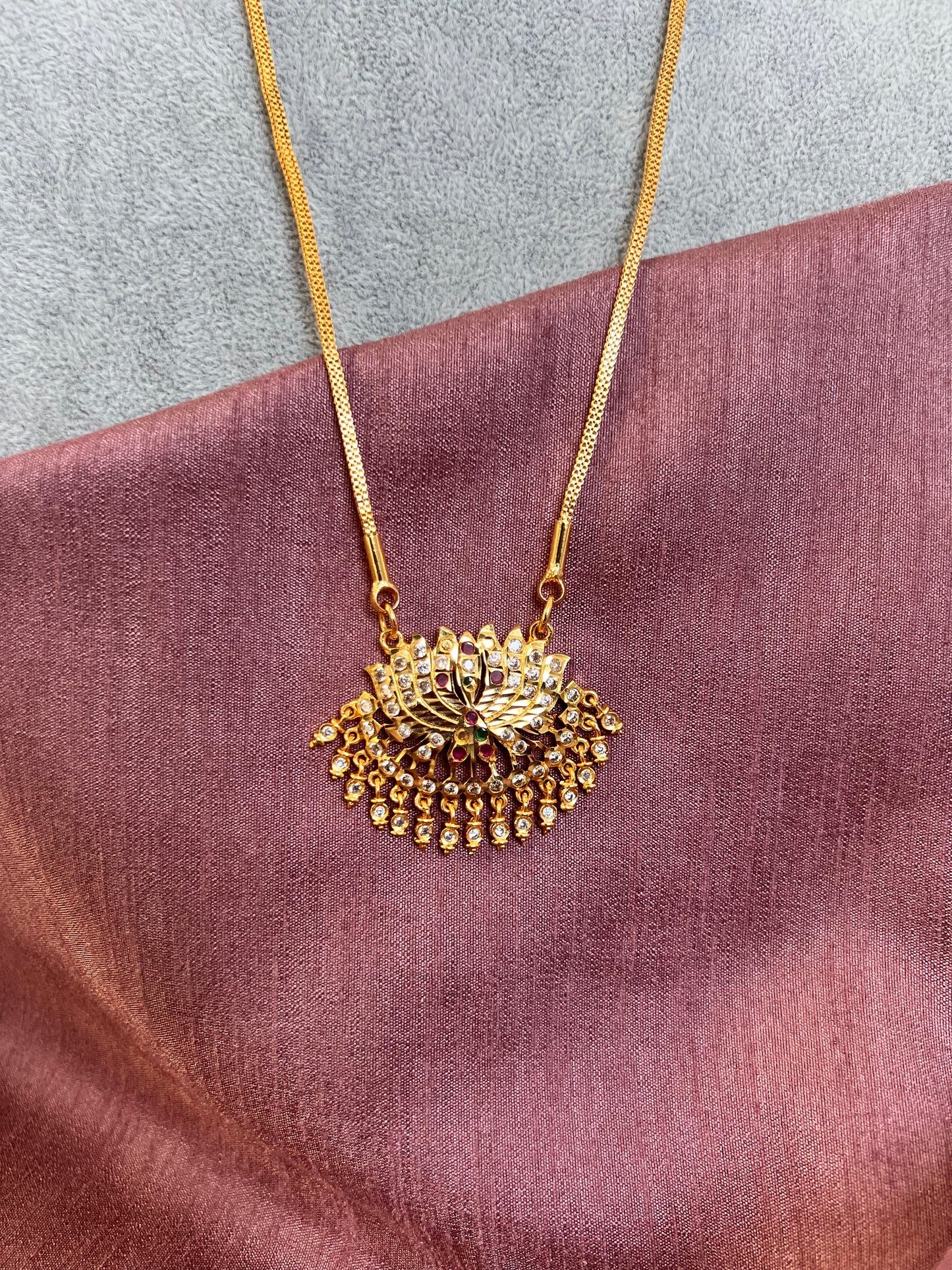 Long Impon lotus necklace N3040