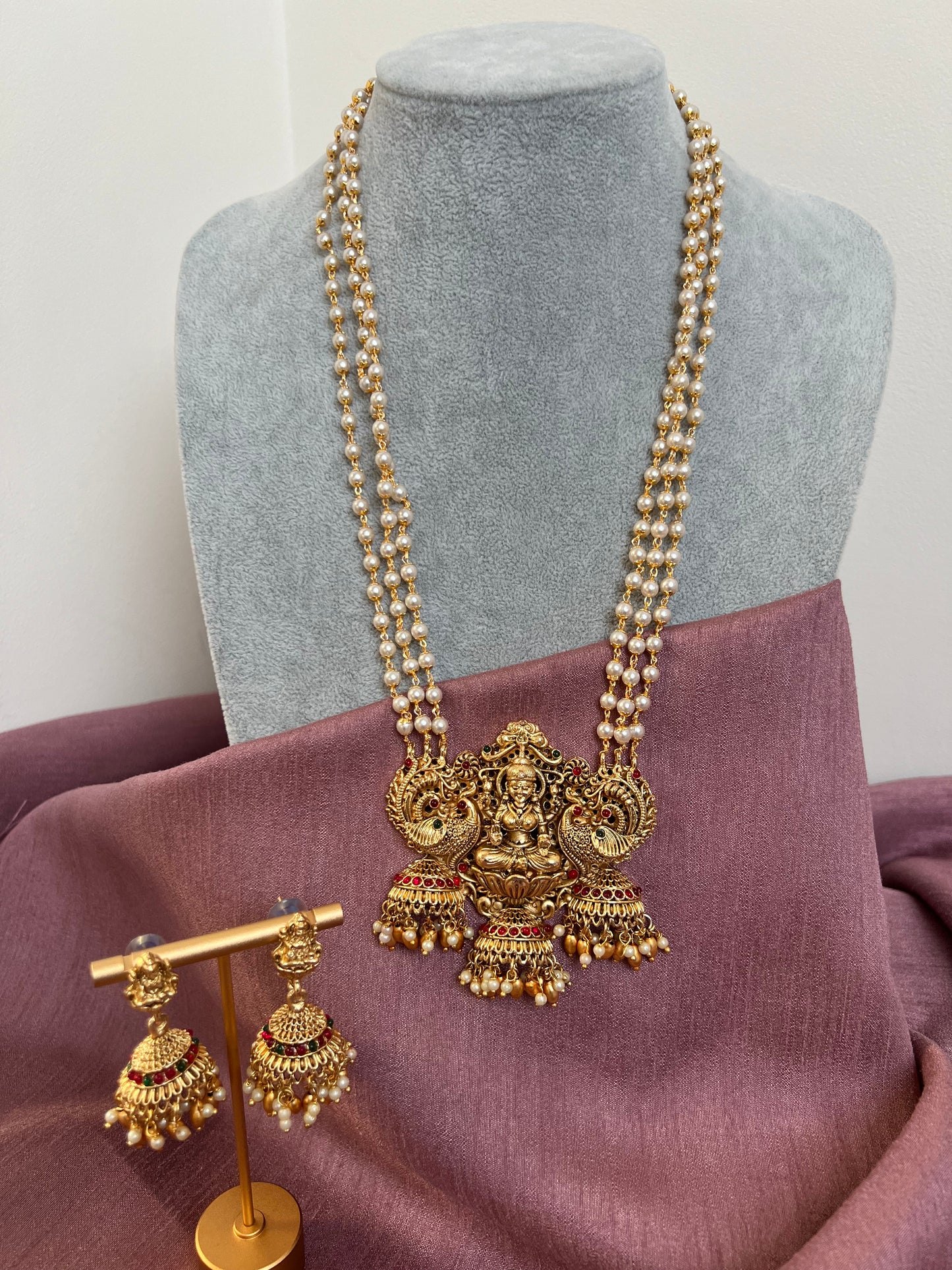 Pearl Lakshmi temple necklace set N3034