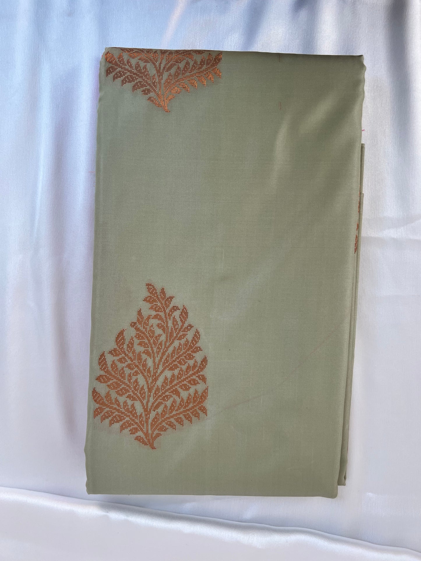 Mint Soft silk saree with pink headpiece and blouse S3001