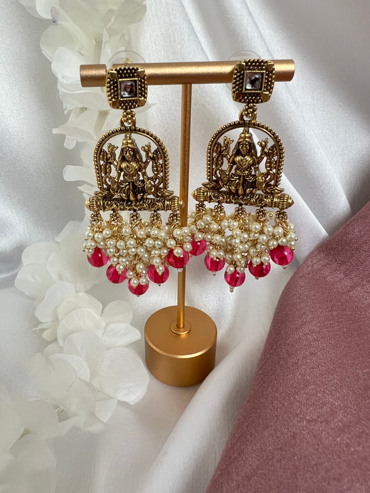 Antique temple matte gold plated earrings E3010