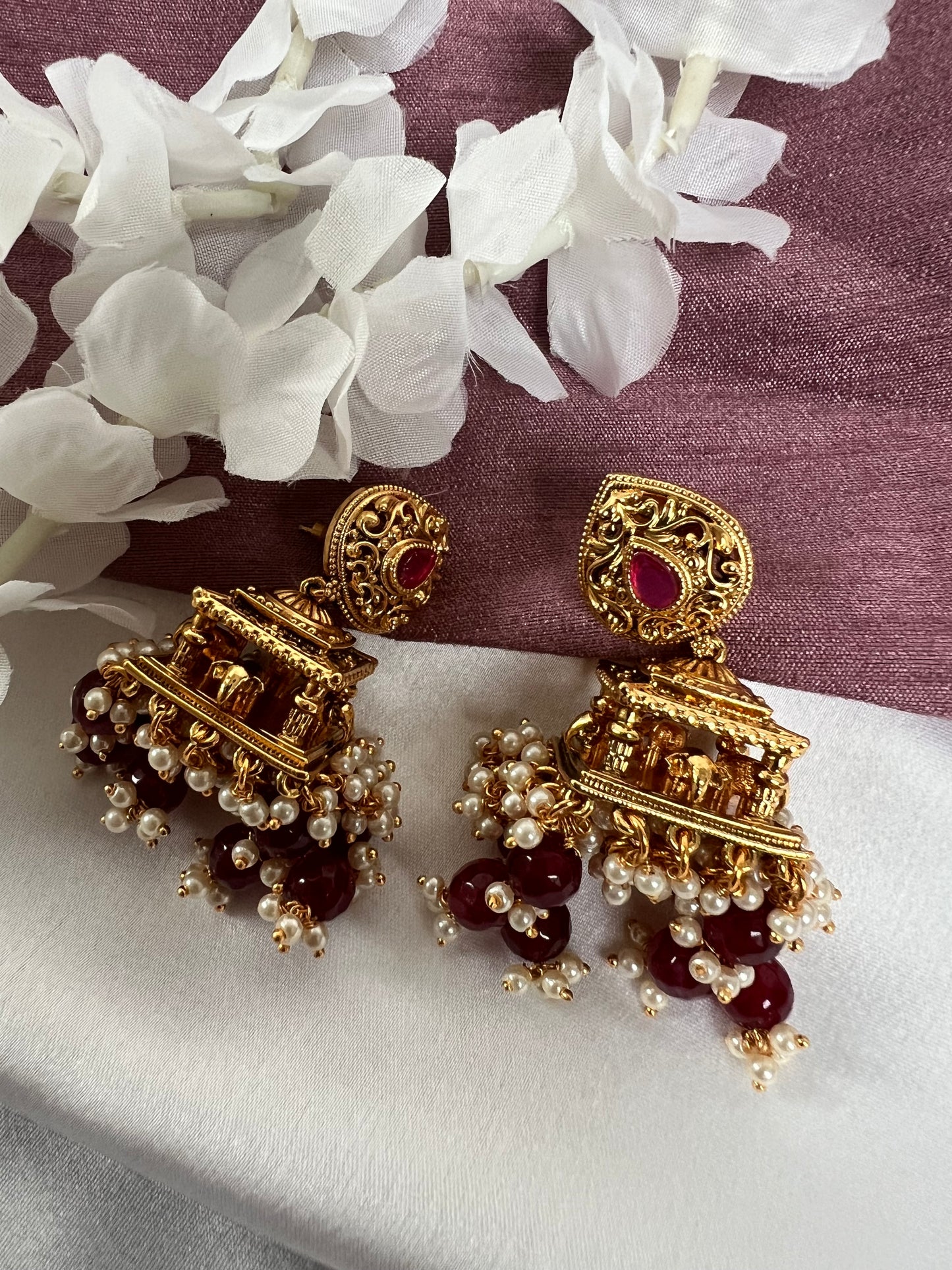 Antique gold plated earring E3019