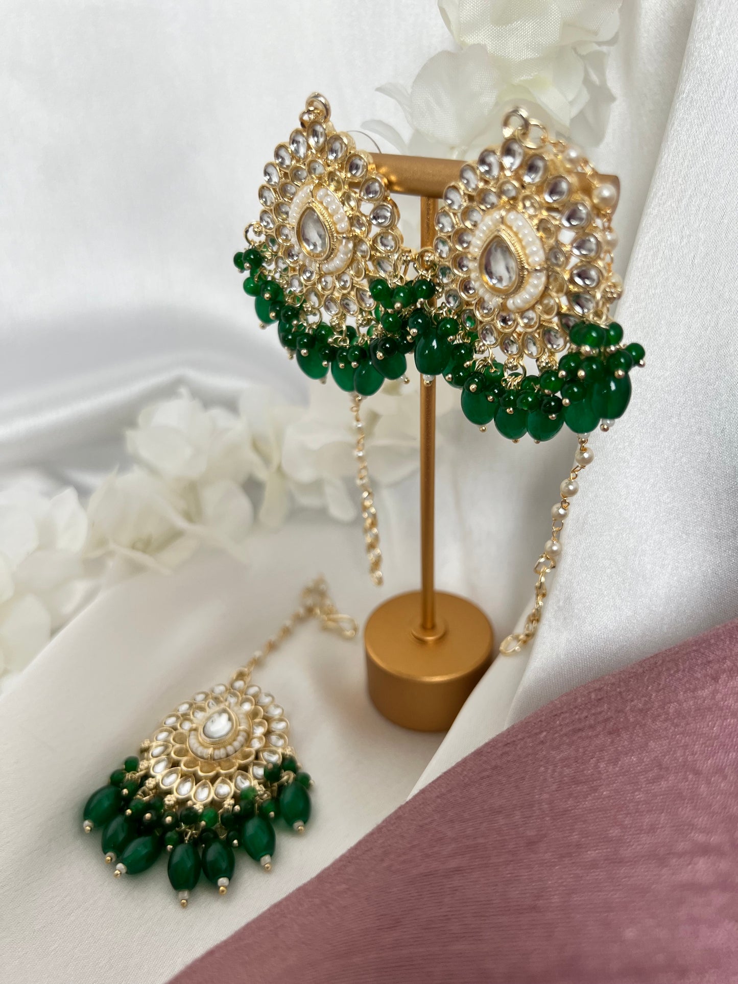 Kundan stoned green beaded earring and tikka set in forest green ET3005
