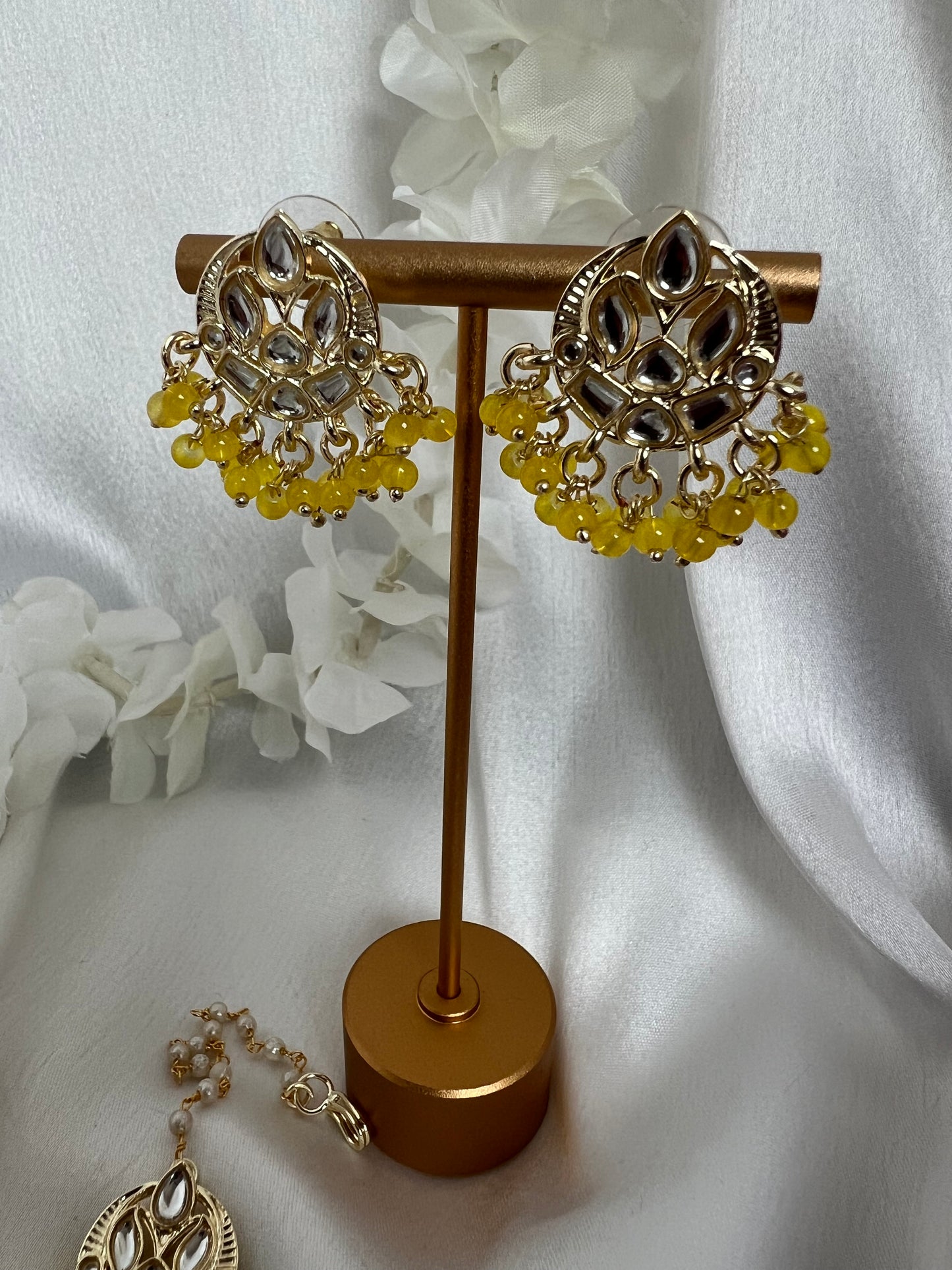 yellow beaded kundan stoned earring and tikka set ET3003