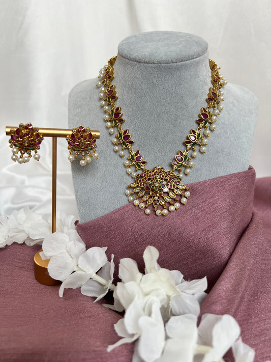 Short lotus necklace set with earrings N3077