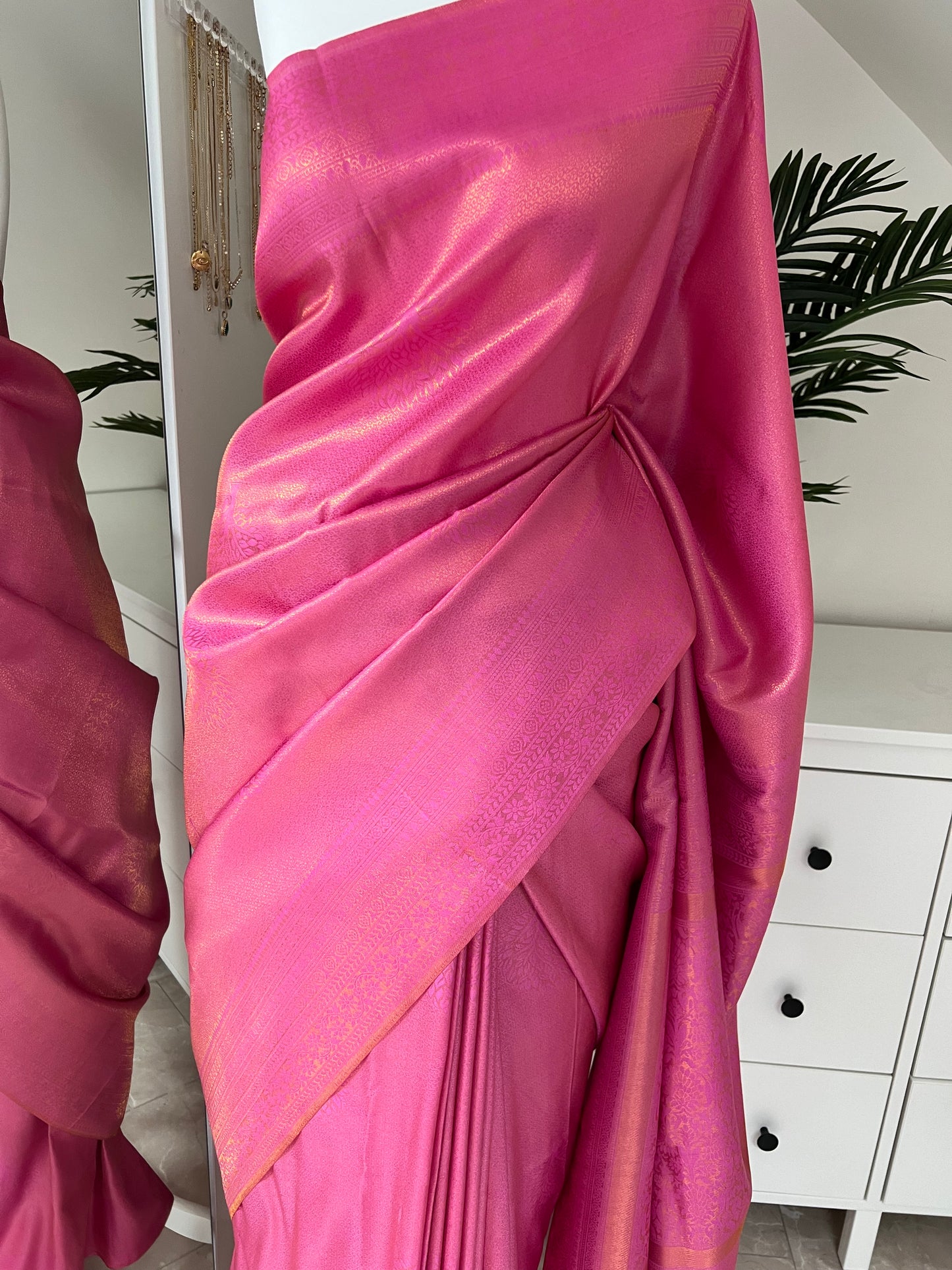 Pink kubera silk saree with matching blouse S3008