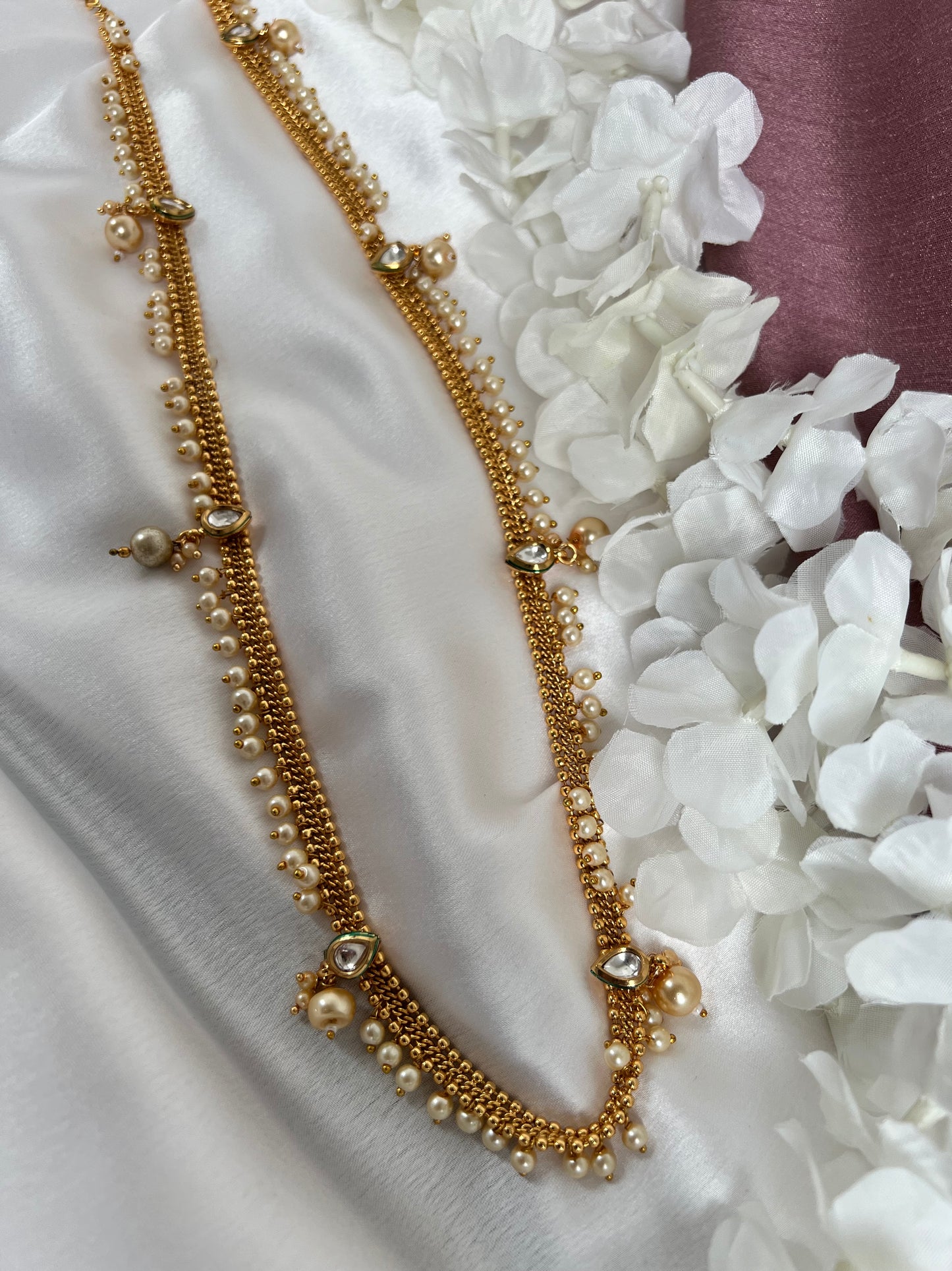 Antique gold plated waistchain with kundan tear drop shaped stones and pearls W3017