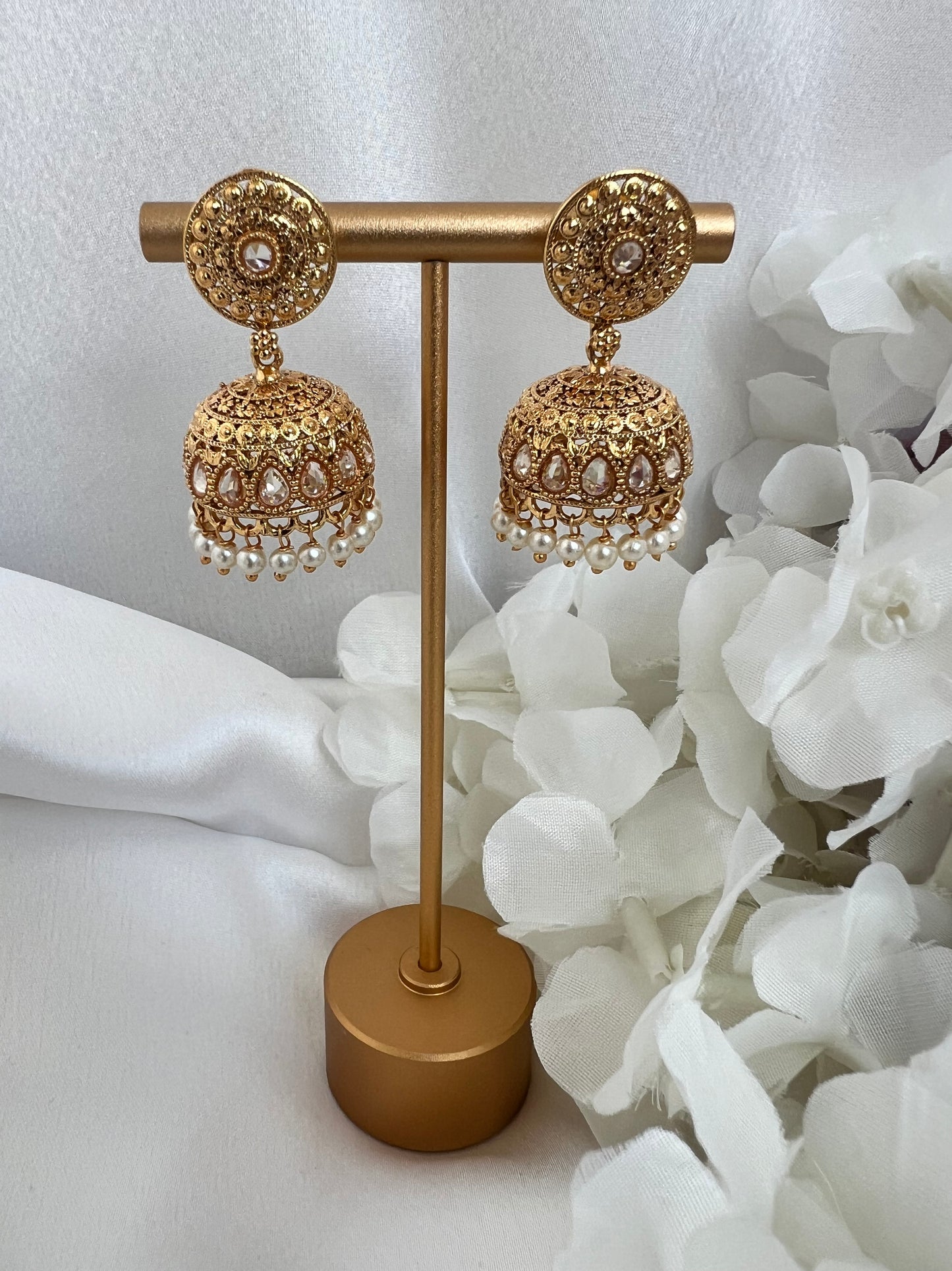 Gold plated pearl jhumka earrings E3027