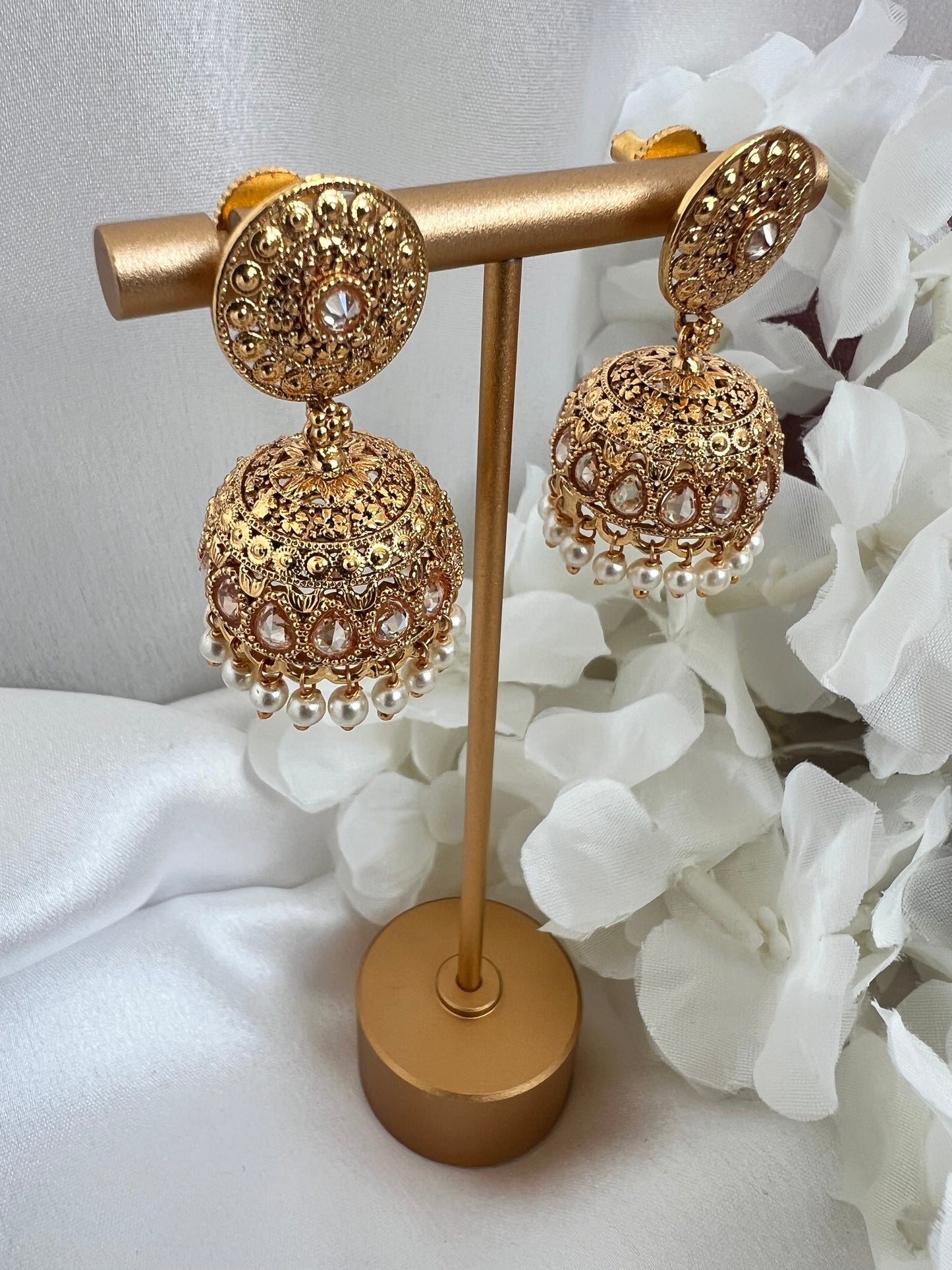 Gold plated pearl jhumka earrings E3027