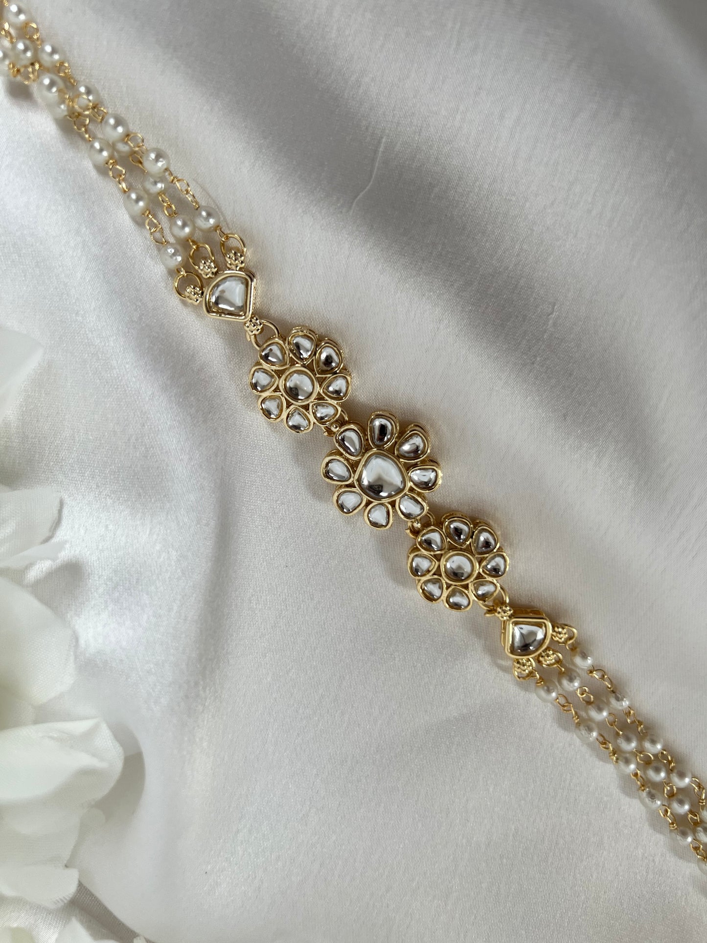 White golden pearl kundan style headband SH3007